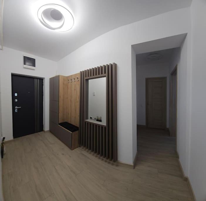Ewa Green Towers Питещ Екстериор снимка
