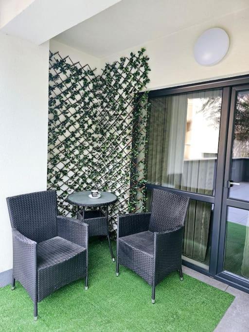 Ewa Green Towers Питещ Екстериор снимка