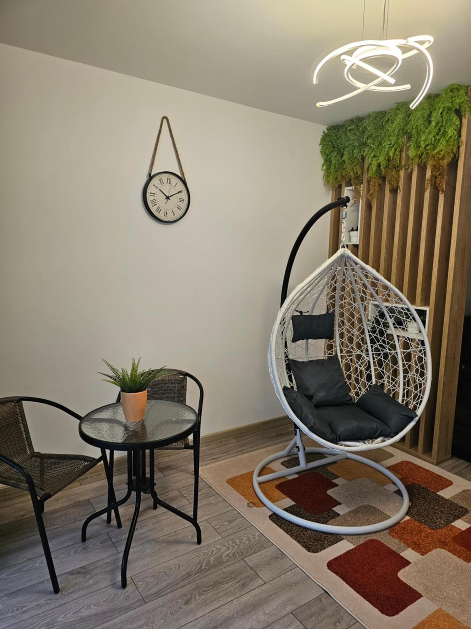 Ewa Green Towers Питещ Екстериор снимка