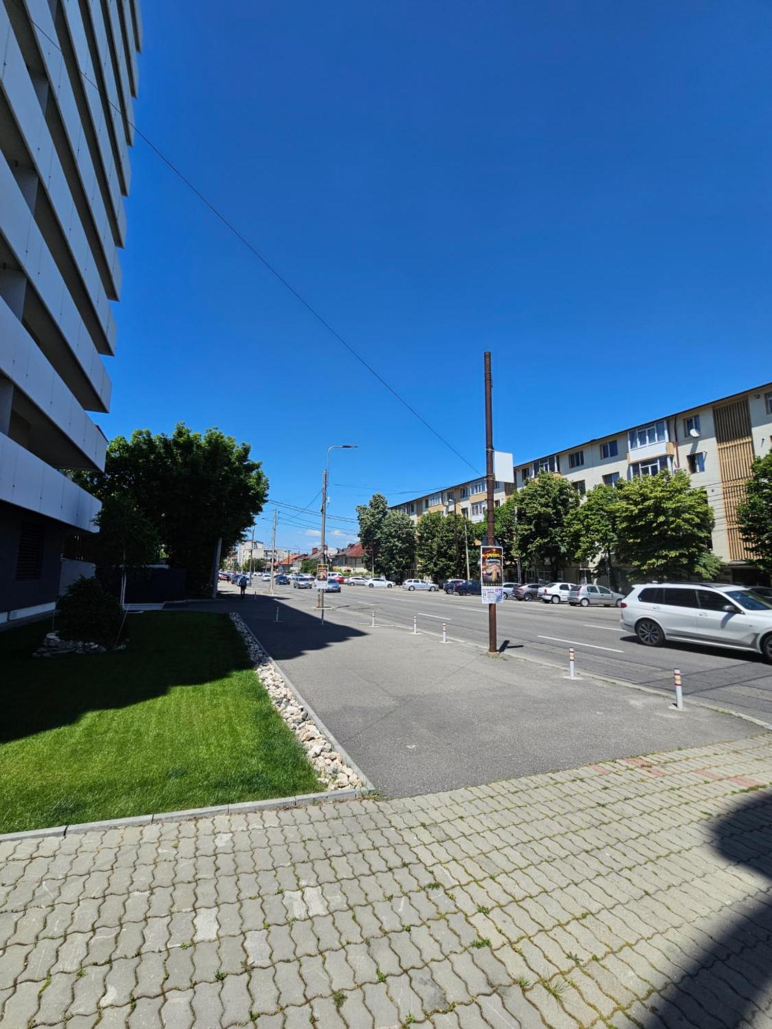 Ewa Green Towers Питещ Екстериор снимка